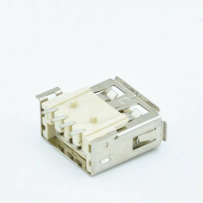 USB-A lizdas - lituojamas 10 vnt-Pagrindinis