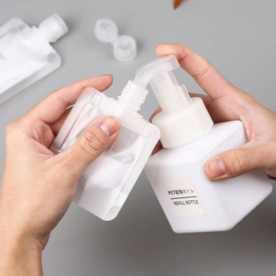 Kelioninis buteliukas 100 ml - lankstus kosmetikos