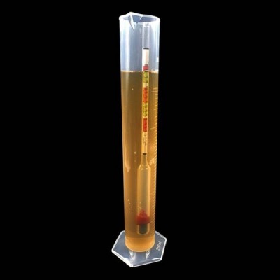 Alkoholio matuoklis - 250 ml "Menzies - alaus vyno matuoklis