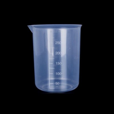 Plastikinis puodelis su matavimo taurele 250 ml - virtuvinis
