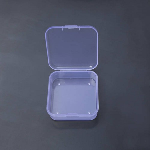 Organizatorius - Plastikinė dėžutė 70x70x26mm - rakinamas