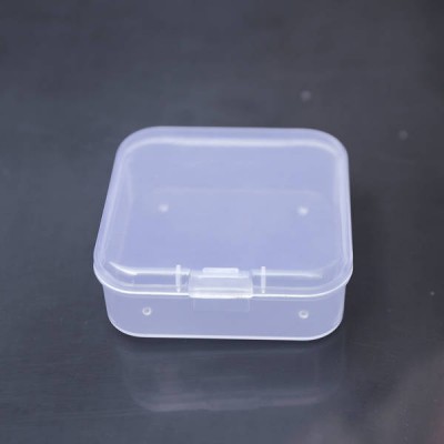 Organizatorius - Plastikinė dėžutė 70x70x26mm - rakinamas