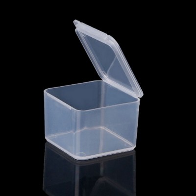 Organizatorius - Plastikinė dėžutė 37x37x25 mm - rakinamas