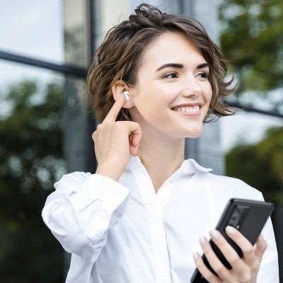 Belaidės ausinės "Baseus Encok WM01", "Bluetooth 5.0" (baltos