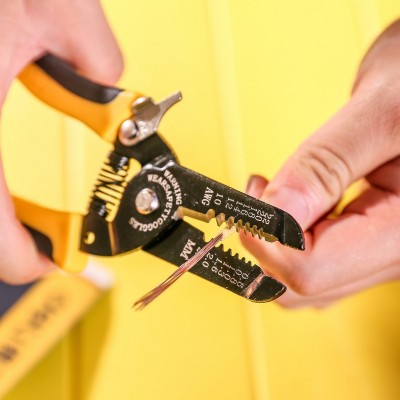 Laidų nuėmiklis 0,6-2.6 mm Deli Tools EDL2607 (juoda ir