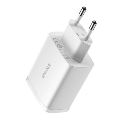 "Baseus" kompaktiškas greitasis įkroviklis, 3x USB, 17 W