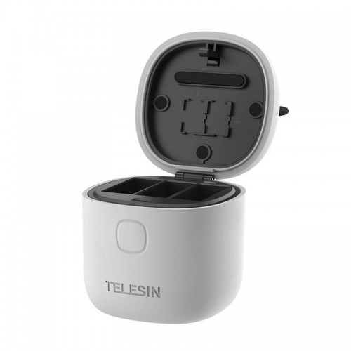 Telesin 3-lizdinis vandeniui atsparus įkroviklis "Allin box"