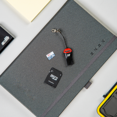 Czytnik kart microSD r53 REBEL mini-Pagrindinis
