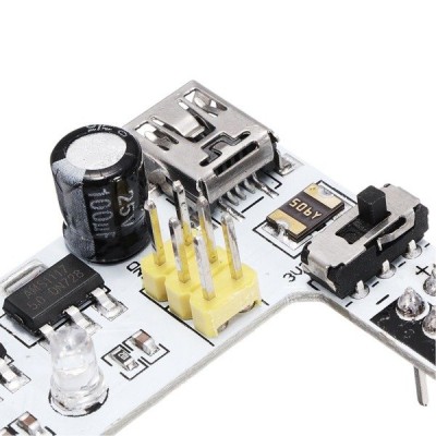 XD modulis-42, kad būtų tiekiama elektros energija plokštėms -