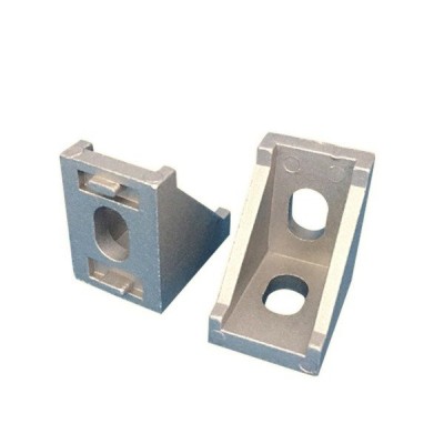 Kampinis laikiklis 20x20 mm, skirtas aliuminio profiliams 2020
