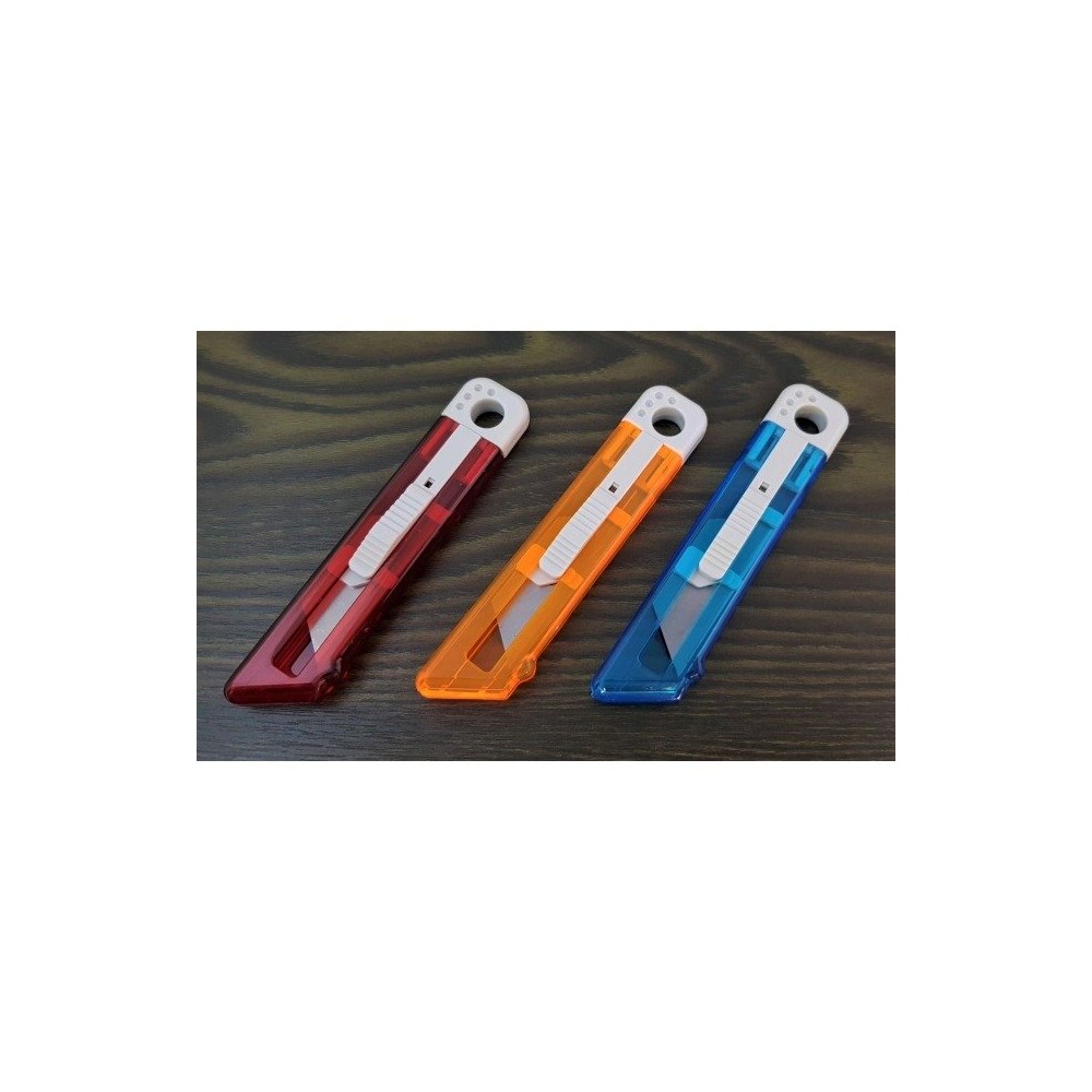 Universalus peilis - automatiškai ištraukiamas peilis -