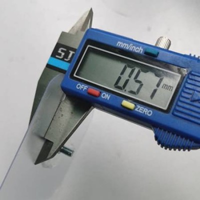 Lipnus varžtas 4 mm - 2 vnt - folija 5,9x5,9 mm - sieninis