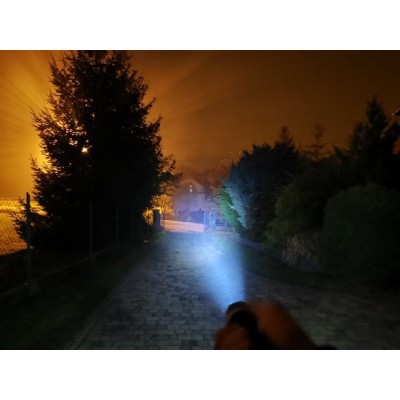 Policijos taktinis žibintuvėlis - LED CREE XM-L T6 -