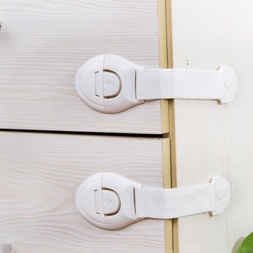 Spintos stalčiaus užraktas iš audinio - balta - atidarymo Spintos stalčiaus užraktas iš audinio - balta - atidarymo