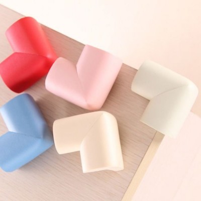 Apsauginis putplasčio kampas - oranžinė - 4 vnt - krašto