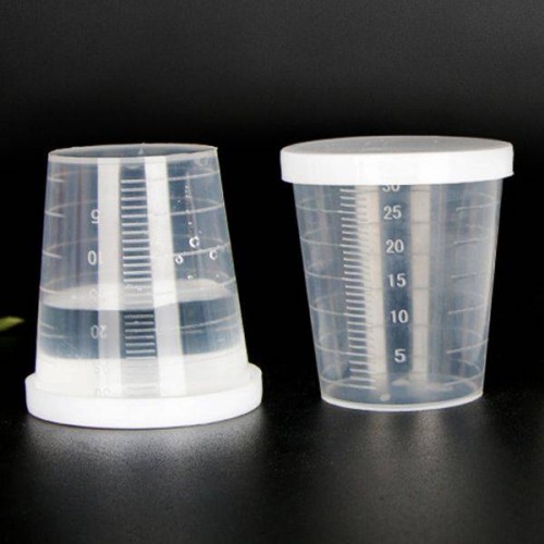 Matavimo puodelis 30 ml - Plastikinis indas su dangčiu -