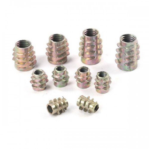Medinė jungtis su dvigubu sriegiu M4x10mm - 10 vnt - Baldų